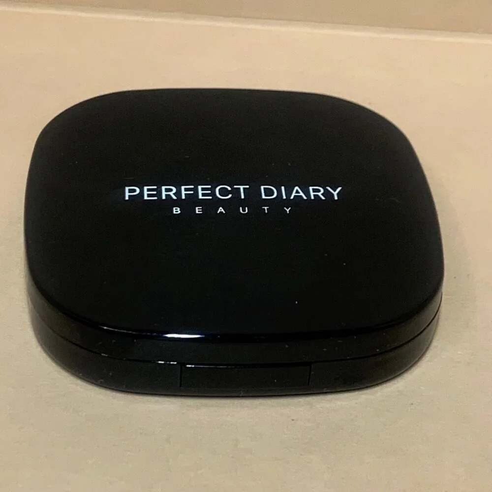Perfect Diary beauty Quadra eyeshadow palette 04 Lavender Haze